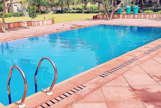 Partyvillas Resort inn