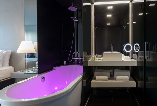 Doubletree by Hilton Lisbon Fontana Park
