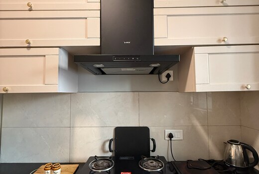 Private Elegant studio apartment with Open Terrace