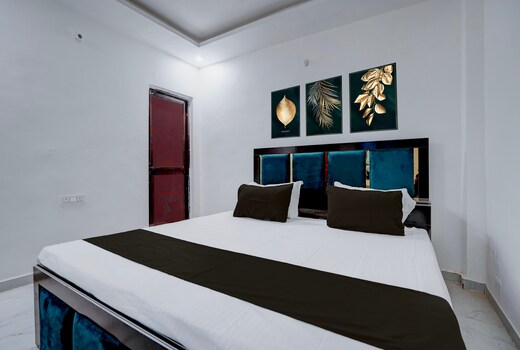 SPOT ON S S Hotel