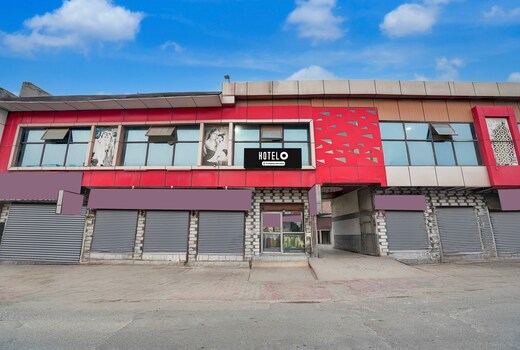 Super Hotel O Mathura Janam Bhumi Link Road