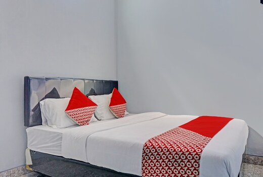 Capital O 92765 J&b Smart Sentul