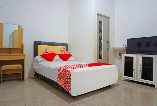 Hotel O Pondok Feby Makassar
