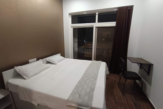 Standard Non AC Room Near Ganga