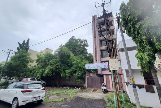 HOTEL VRAJ KAMAL