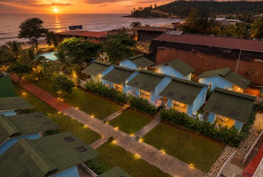 Miiabella Beachfront Resort
