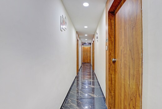 Hotel O King Villa