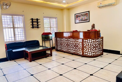 Hotel Roselle Heights