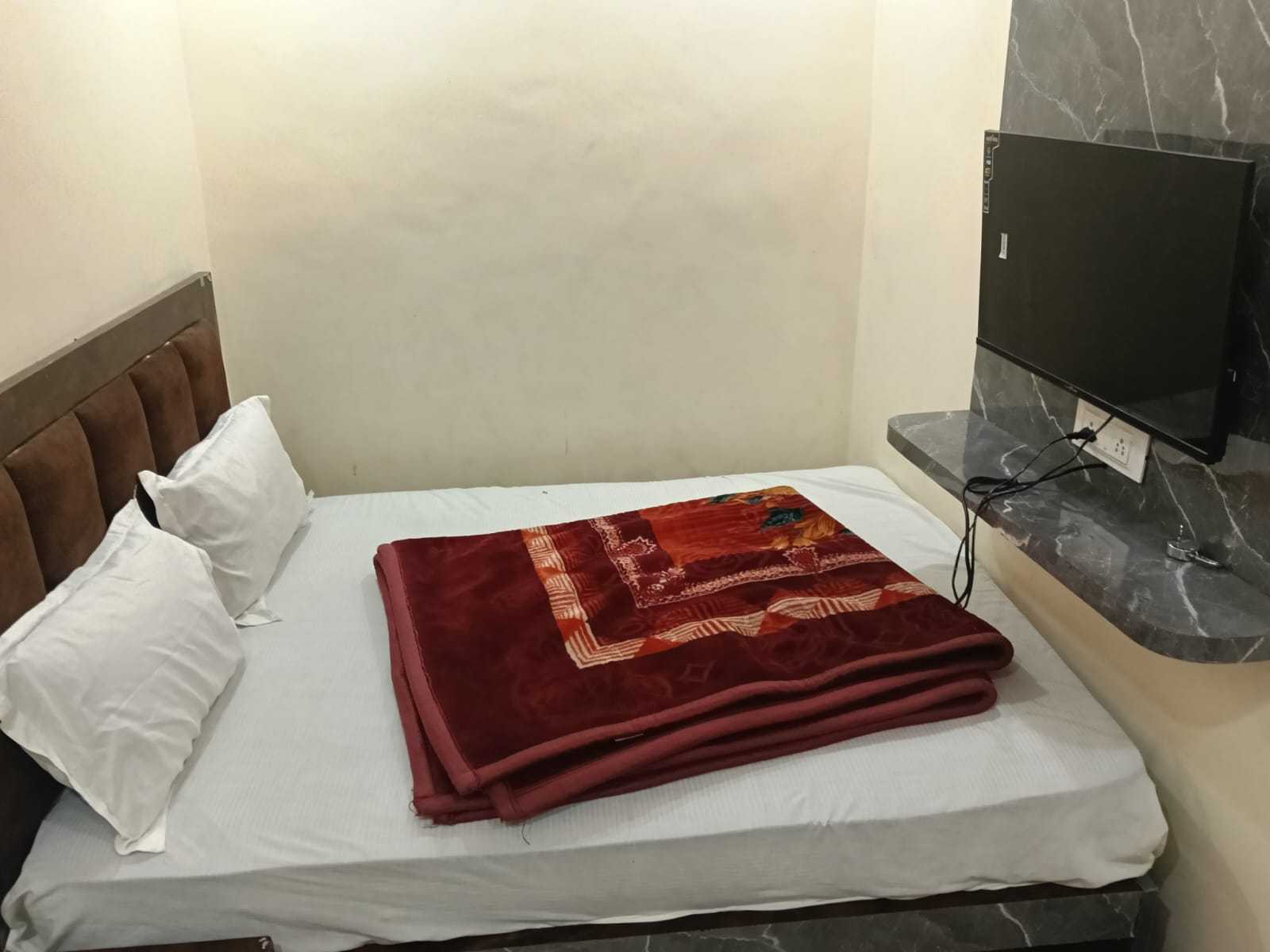 Hotel O SINGH GRAND HOTEL& BANQUET