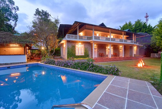 Ministers Mansion Pool Resort Kanthalloor by VOYE HOMES