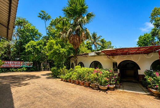 Hotel Tapovan