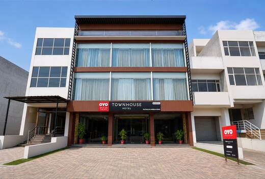 Super Townhouse by OYO Old Kalka Ambala Road Formerly Viraj inn