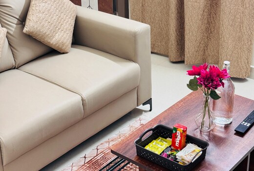 Scuzi stays 1BHK Near Embassy Tech Village