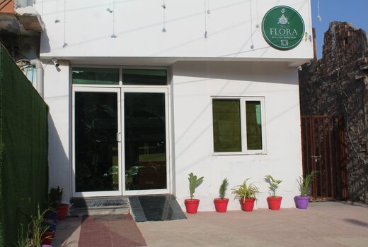 Hotel The Flora
