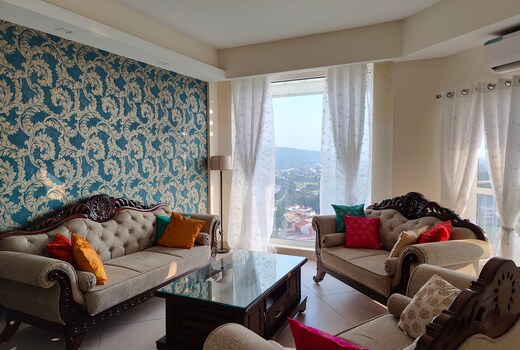Luxe 4BHK Penthouse | Private Terrace & Ganga View | Near Ram Jhula By Itvara Stays