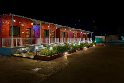 Ivystone Cottages