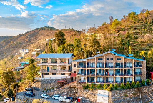 Himalayas Resort by The Lake Hill