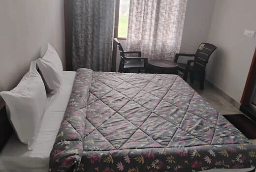 Narayani Bagh Resort and Restaurant