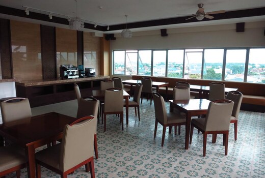 Aston Solo Hotel
