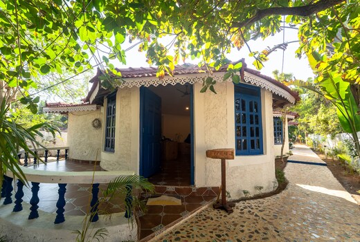 Unique 3BR W Pvt Pool Kitchen Arambol Hill View