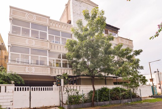 Aurovilla Service Apartment