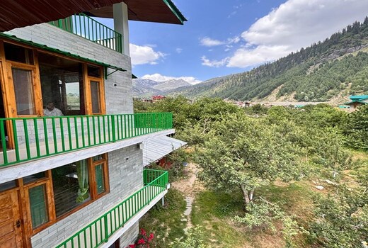 Manali Mornings