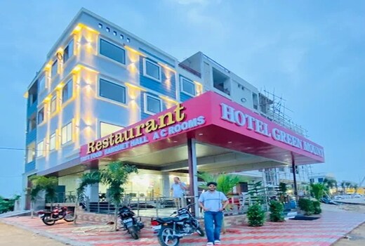 Hotel Green Mount And Resturant