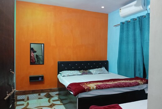Surya home stay Ayodhya