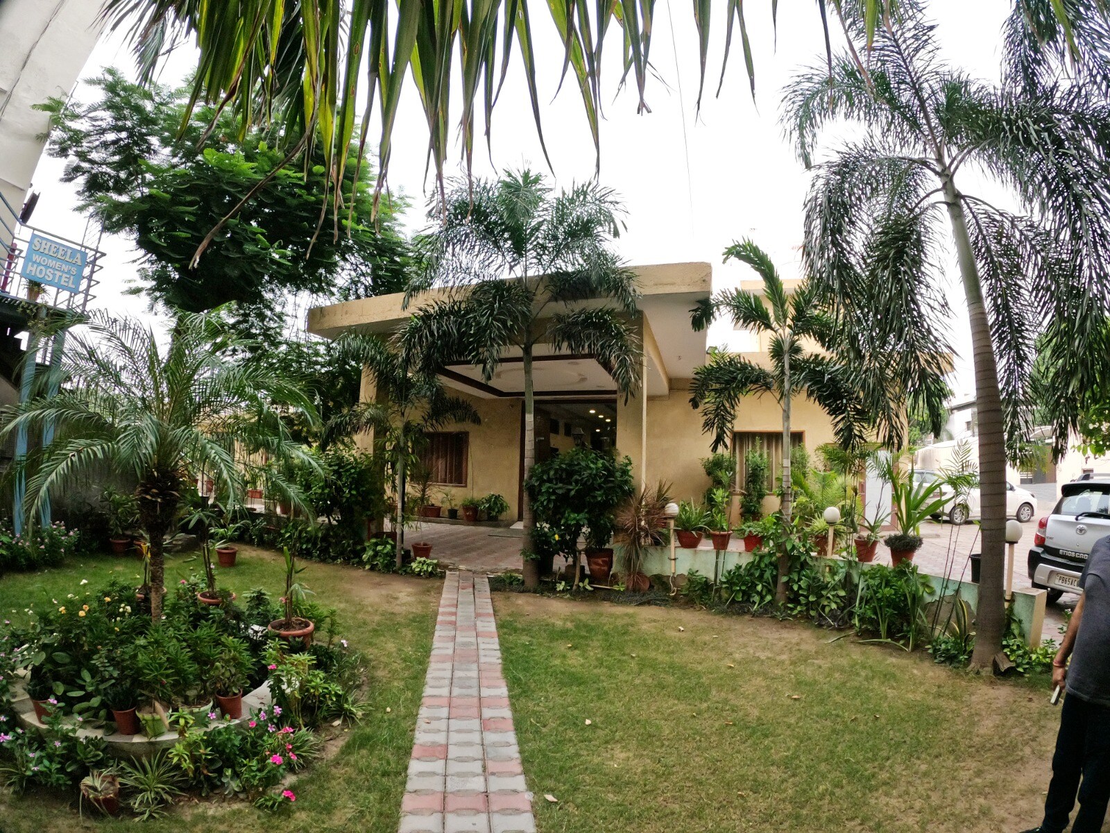 HOTEL SHEELA STAYS