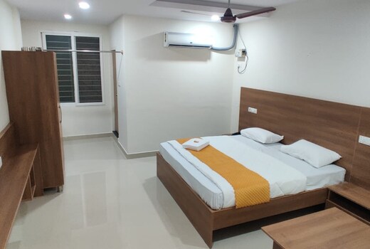 VIHARI INN