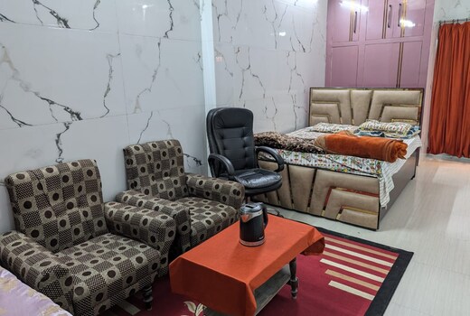 Advance Home Stay
