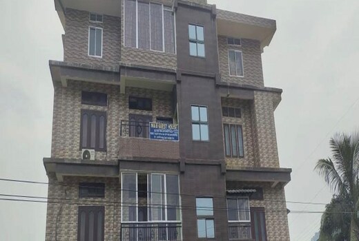 M n B Guest House