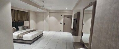 Hotel Shivalik Inn.