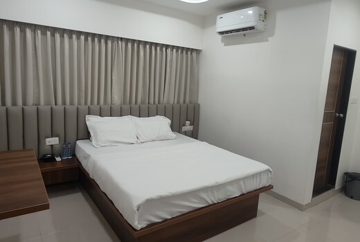 Hotel Anjaniputra Rooms & Restaurant