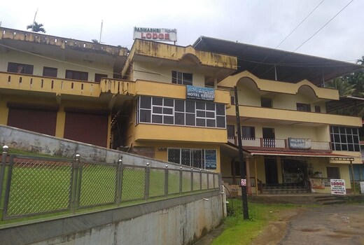 Padmashree Stay, Horanadu