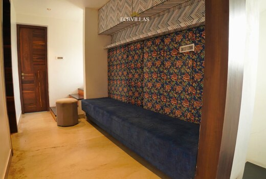UPSTAY 2BHK