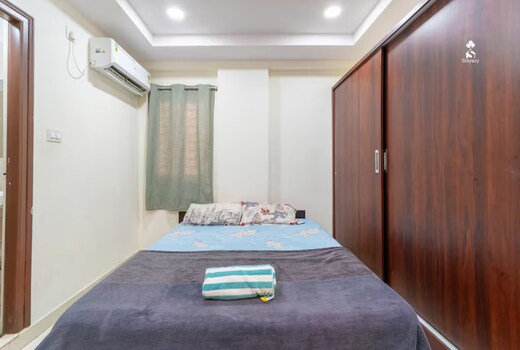 Comfortable 2BHK penthouse stays near prime kondapur