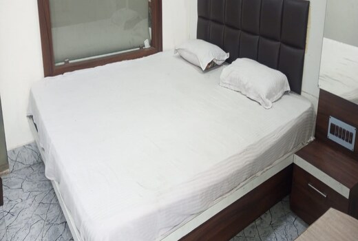 Vatika Lodge