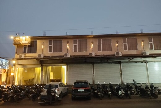 TLD Inn Hotel, Tilda