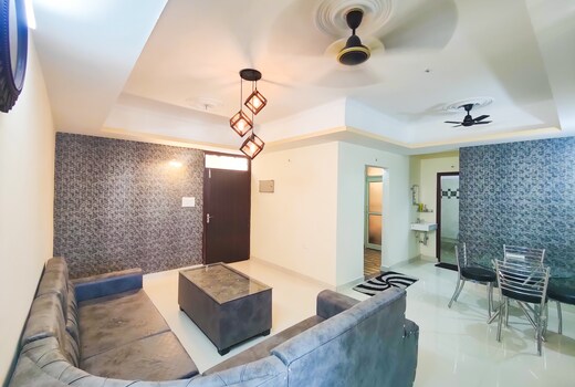 Comfort Heights Apartment