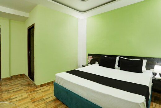 Hotel O Raisi Residency Hotel