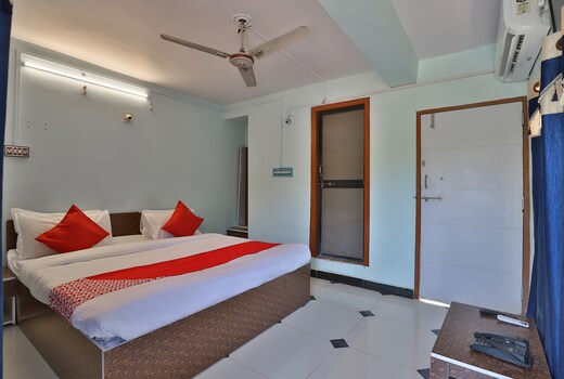 Hotel Rajeshree