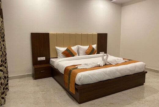 Joy Retreat | A Homlee Stay