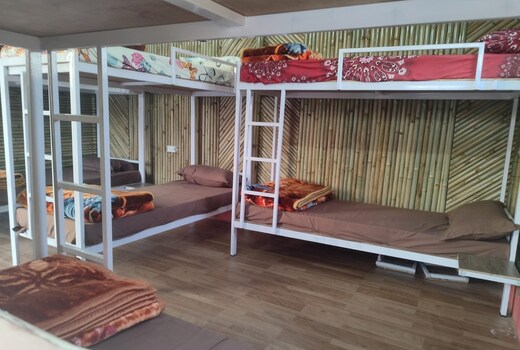 Babaji's Dorms - Near Kathgodam Railway Station