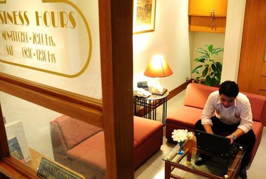 Pantip Suites