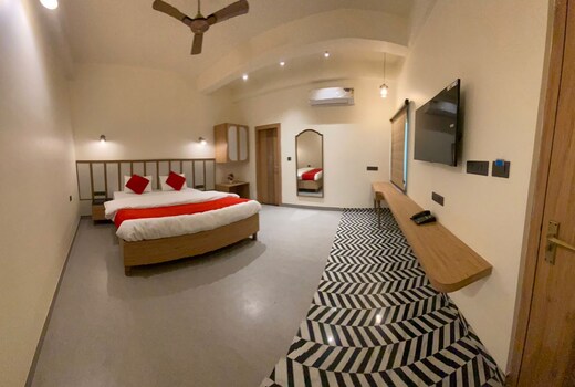 Radhe Krishna Residency Near Triveni Sangam