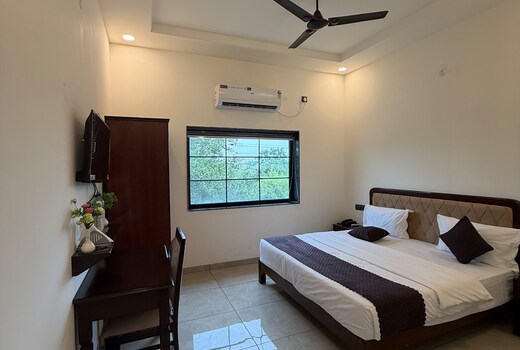 Hotel Narmada inn