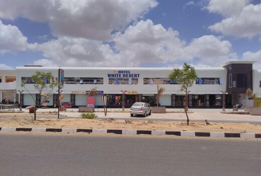 Hotel White Desert