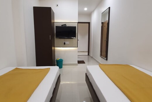 HOTEL N K