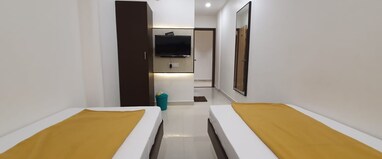 HOTEL N K
